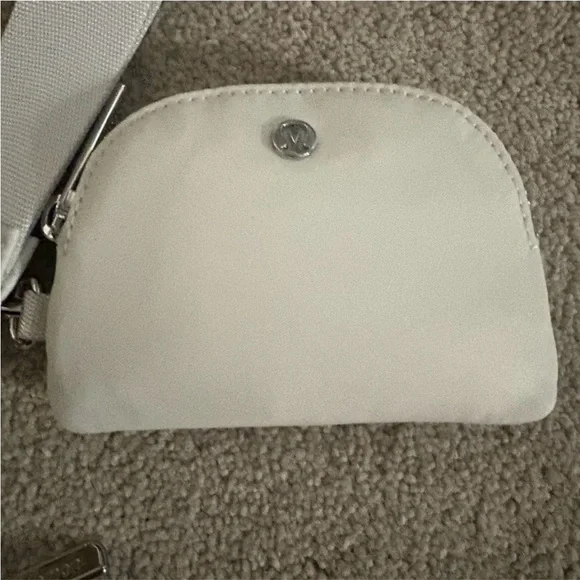 Lululemon Athletica Iridescent/Bone Dual Pouch Wristlet NWT - Picture 5 of 6